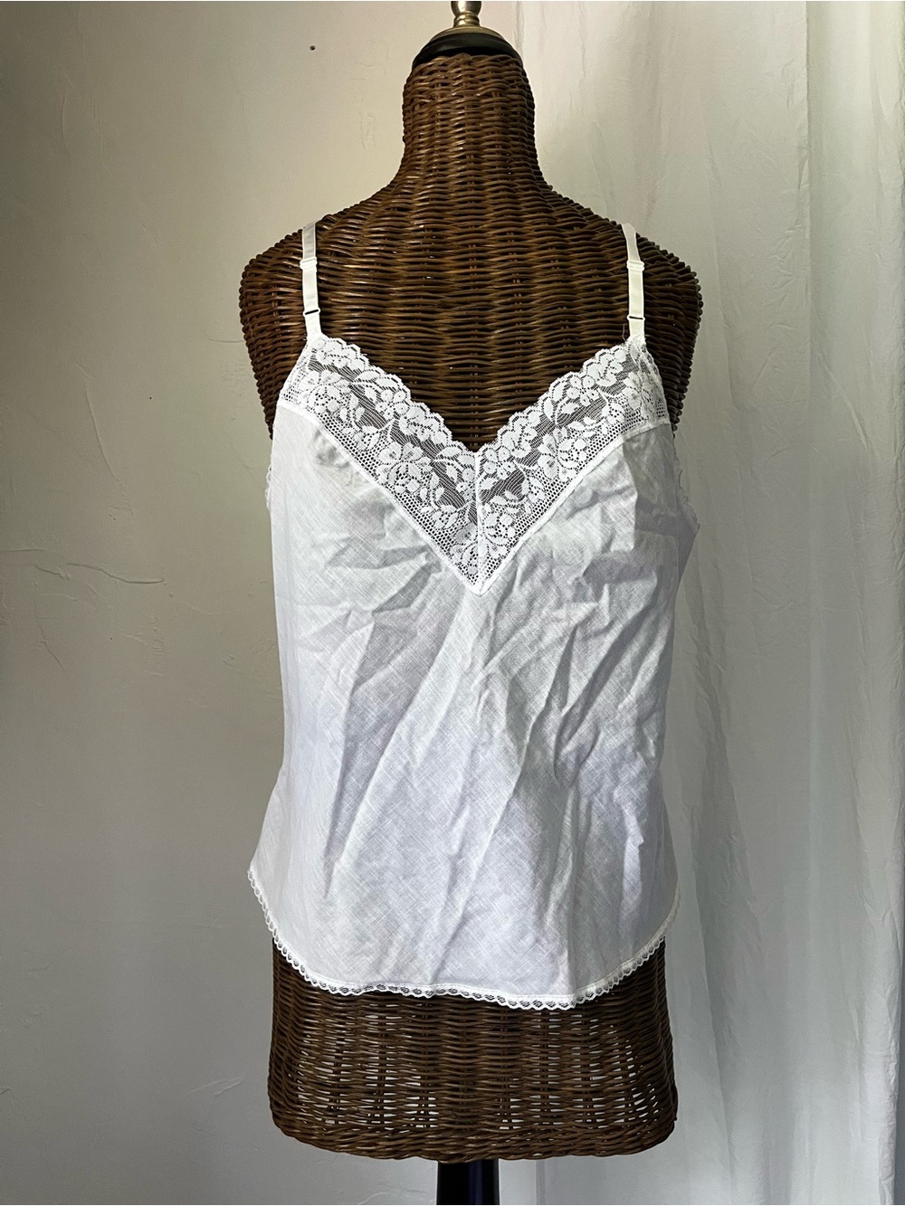 White Lace Trim Camisole Top.